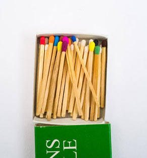 5 Reasons Custom Matchboxes Are a Brilliant Wedding Favor